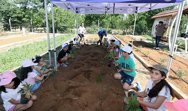 Miniklere uygulamalı tarım eğitimi