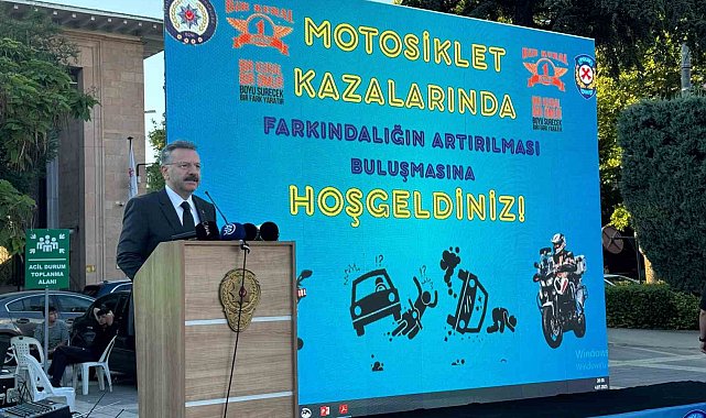 Motosiklet sürücüleri kuralları ve yöntemleri uzmanından dinledi