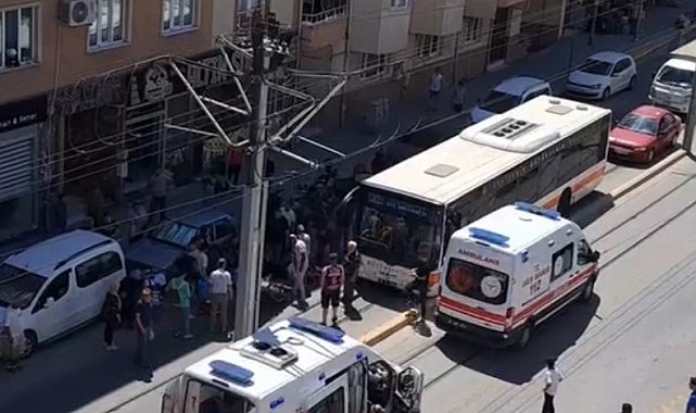 Motosiklet yayaya çarptı: 2 yaralı