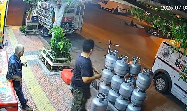 Motosikletlilerin kaza anları kamerada