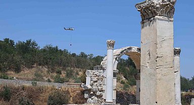 Muğla Stratonikia Antik Kenti'ni etkileyen zirai alan yangını kontrol altına alındı