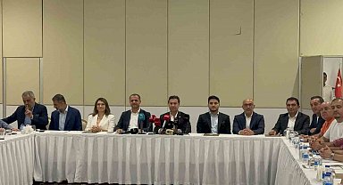 Muğlaspor ilk yönetim kurulu toplantısını Marmaris'te yaptı: 'Hedef önce birlik, sonra 1.lig'