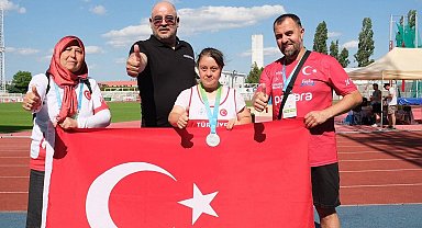 Münevvere Yılmaz'dan Avrupa'da madalya yağmuru