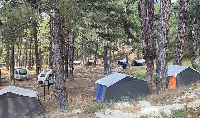 Murat Dağında doğayla iç içe tatil, Kıcıroğlu yaylası çadır kampı hizmete açıldı