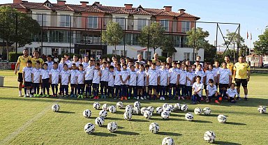 Nazilli Belediyesi Yaz Futbol Okulu faaliyete başladı
