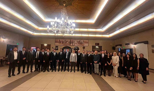 Nevşehir'de hakim ve savcılar veda yemeğinde bir araya geldi