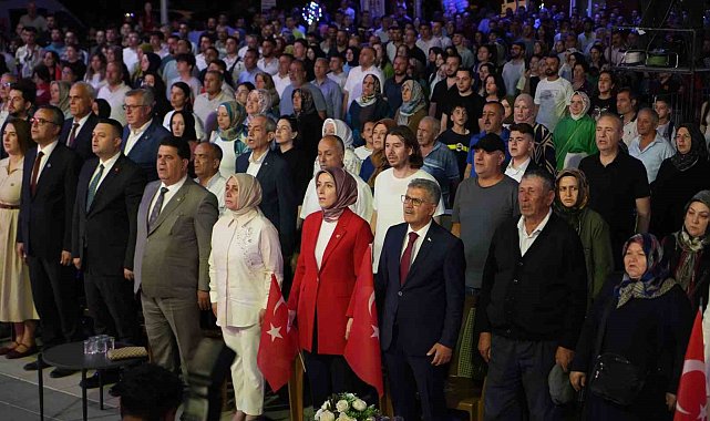 Niğde'de "Demokrasi Nöbeti" programı