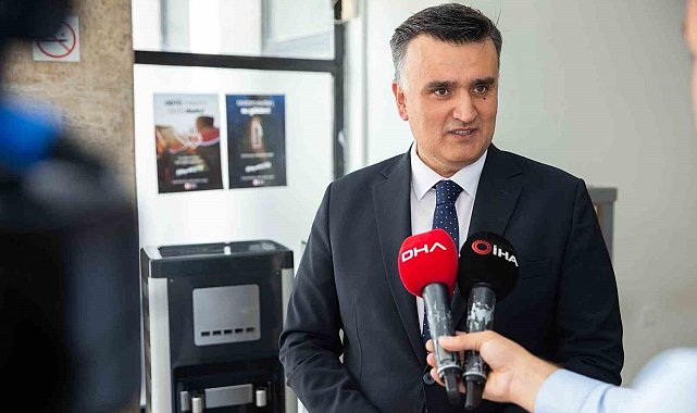 ODTÜ'nün doğal kaynağı Eymir Gölü, plastik atıkla mücadelenin simgesi oluyor