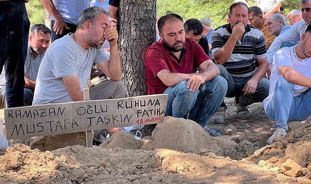 Okulda arkadaşı tarafından boğazının sıkılması sonucu hastanelik olan 10 yaşındaki çocuk hayat mücadelesini kaybetti