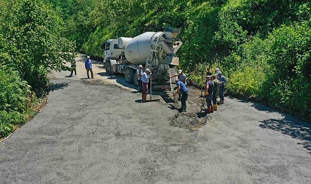 Ordu'da mahalle yolları beton yol konforu ile buluşuyor