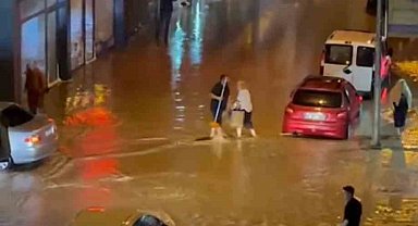 Ordu'da sağanak etkili oldu