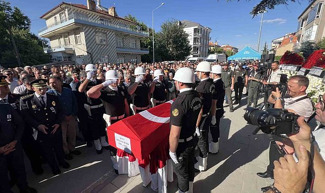 Orman yangınında şehit olan olan İbrahim Demir, Konya'da son yolculuğuna uğurlandı