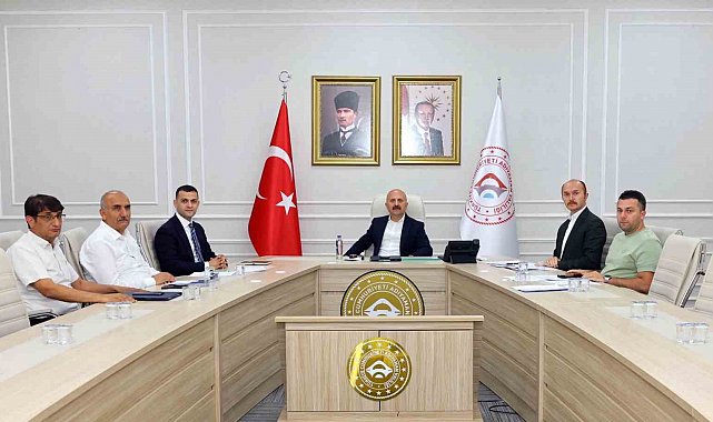 Orta hasarlı yapıların yıkımı için değerlendirme toplantısı yapıldı