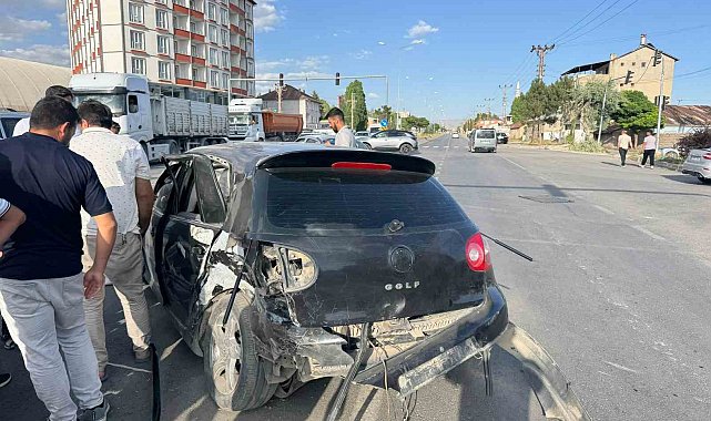 Patnos'ta trafik kazası: 3 yaralı