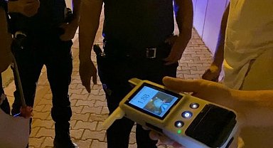 Polis olacağını söyledi, alkollü araç kullanmaktan ehliyetine 2. kez el konuldu