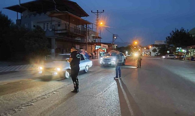 Polisten "Kozan'a Güven" uygulaması
