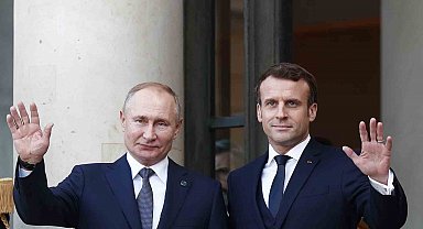 Putin ile Fransız mevkidaşı Macron arasında yaklaşık 3 yılın ardından ilk görüşme