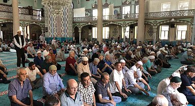Reşadiye Camii'nde şehitler için program düzenlendi
