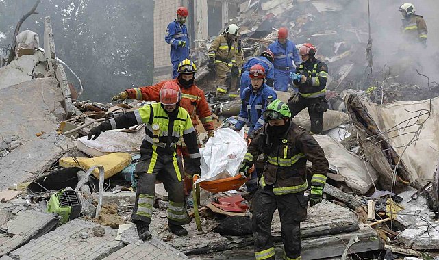 Rusya'nın vurduğu Kiev'de can kaybı 11'e, yaralı sayısı 93'e yükseldi