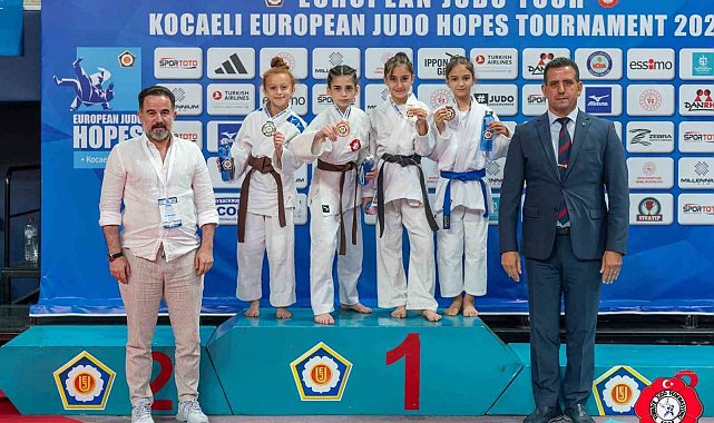 Sakarya Büyükşehir sporcuları başarılarına devam ediyor