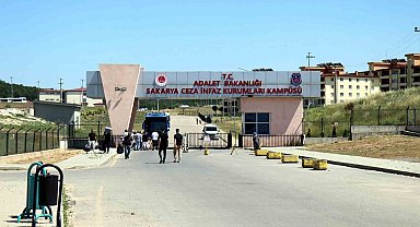 Sakarya'da cezaevinde 2 mahkum intihar etti