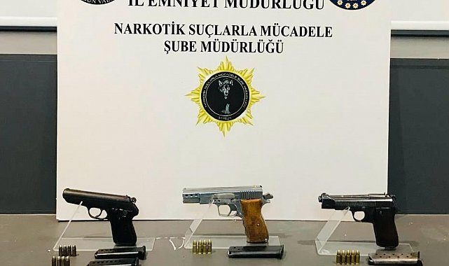 Samsun'da silah ve uyuşturucu ele geçirildi: 2 gözaltı