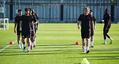 Samsunspor yeni sezona günde çift antrenmanla hazırlanıyor