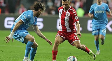 Samsunspor'da Emre Kılınç'ın sözleşmesi uzatıldı