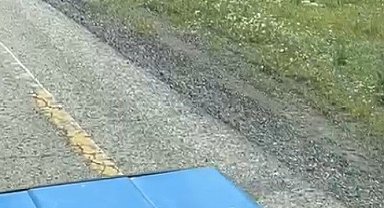 Sarıkamış'ta kamyonet devrildi