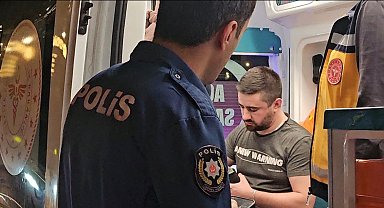 Şehir merkezinde dehşet anları: Yol verme yüzünden araçla ezmeye kalktı