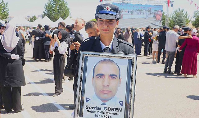 Şehit babasının izinden gitti, o da bugün mezun oldu