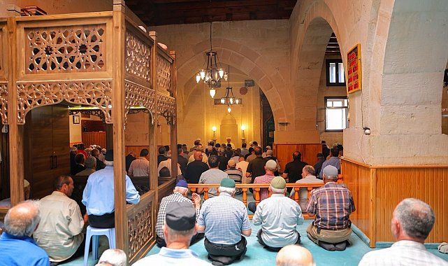 Şehitler için Bayburt ulu Cami'de Kur'an tilaveti ve hatim duası yapıldı