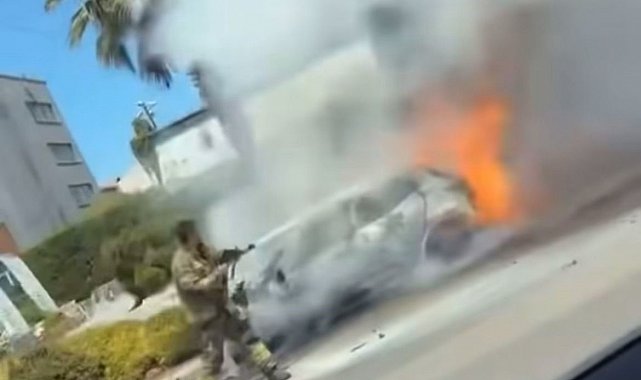 Seyir halindeki araç alev topuna döndü