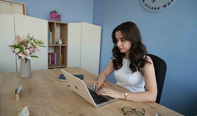 Sıcak havalarda terlemeyle birlikte kaybedilen sıvı ve mineraller hayati önem taşıyor