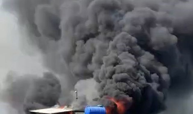 Silivri'de konteynerde çıkan yangın tarlaya sıçradı