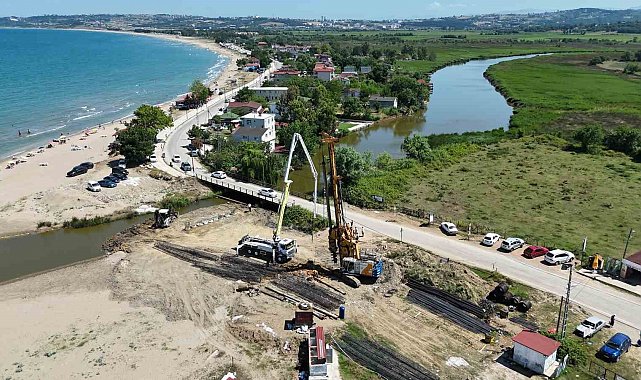 Sinop Akliman'daki köprüler çift yönlü olarak yenileniyor