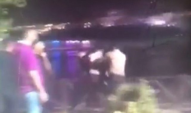 Şırnak'ta mahalle bekçileri ile bir grubun yumruklu kavgası kamerada