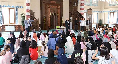 Sivas'ta camiler çocuk sesleriyle yankılandı