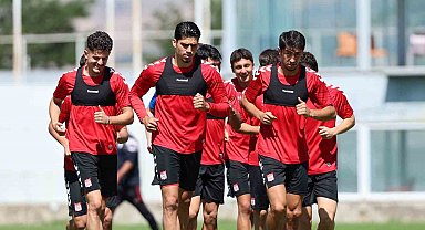 Sivasspor'da yeni sezon hazırlıkları devam ediyor
