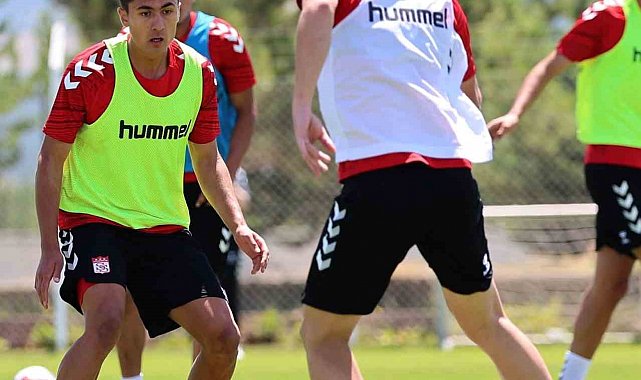 Sivasspor'da yeni sezon hazırlıkları sürüyor