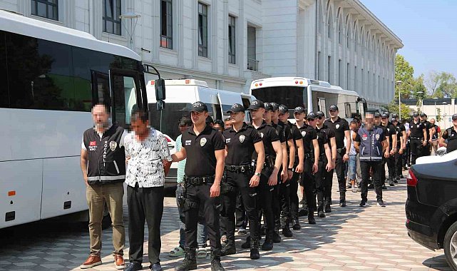 Sokakta silahlar ve demir sopalar konuşmuştu: 1 kişi hayatını kaybetti