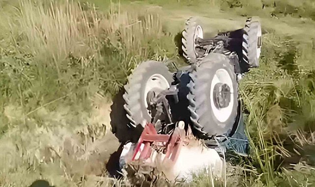 Söke'de traktör sulama kanalına düştü