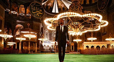 Tammy Abraham, Ayasofya Camii'ni ziyaret etti