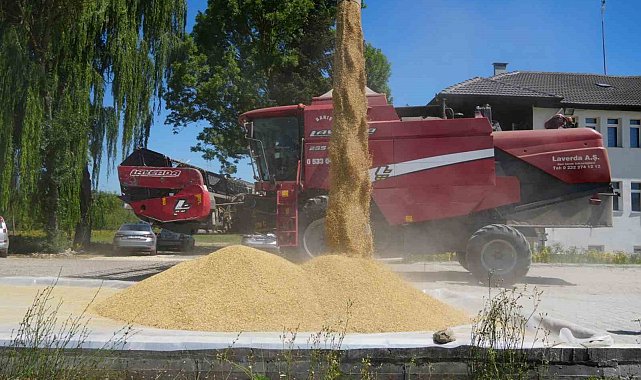 Tarım Akademisi'nde hasat bereketi