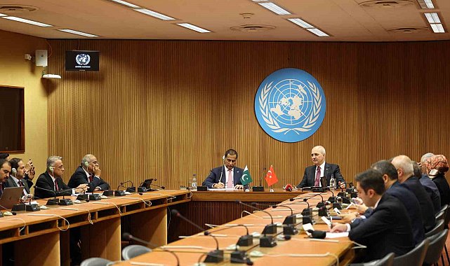 TBMM Başkanı Kurtulmuş, İran İslami Danışma Meclisi Başkanı Ghalibaf ile bir araya geldi