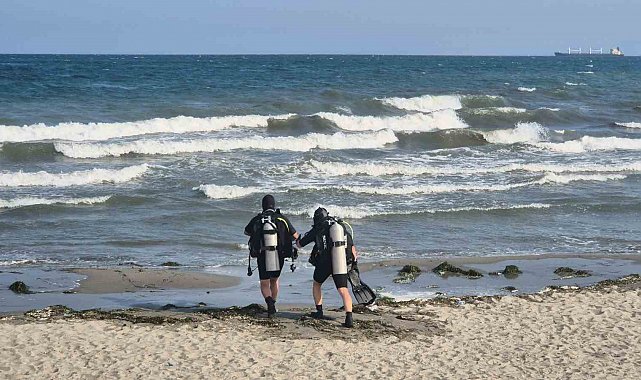 Tekirdağ'da denizde boğulma tehlikesi geçiren 3 kişiden biri kayboldu