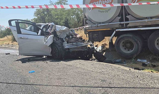 Tekirdağ'da korkunç kazada otomobildeki 4 kişi öldü