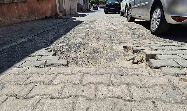 Tekirdağ'da sokaklar kazı alanına döndü