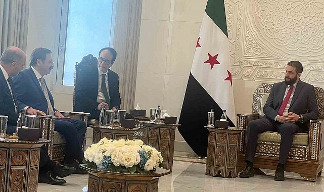 TOBB Başkanı Hisarcıklıoğlu, Suriye Cumhurbaşkanı Şara ile Şam'da bir araya geldi