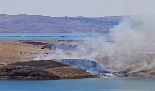 Tunceli'deki yangın ekili alanlara sıçramadan söndürüldü